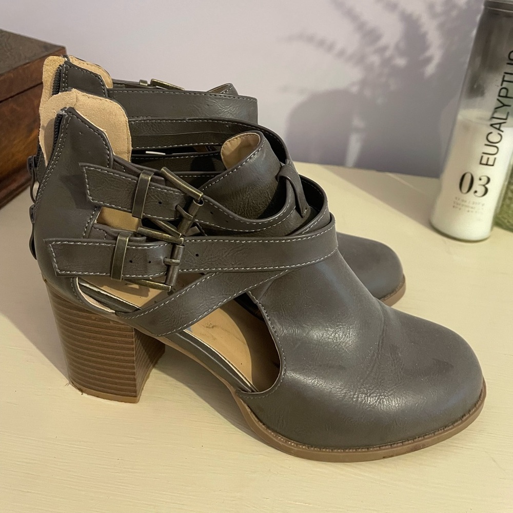 Lov Mark Size 8